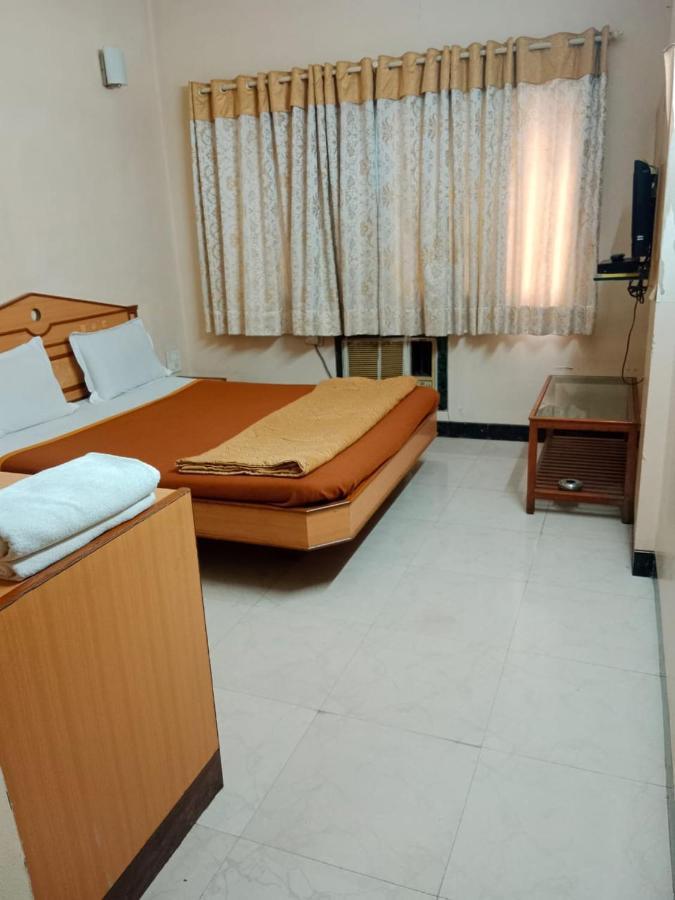 Hotel Pooja International Nashik Zewnętrze zdjęcie