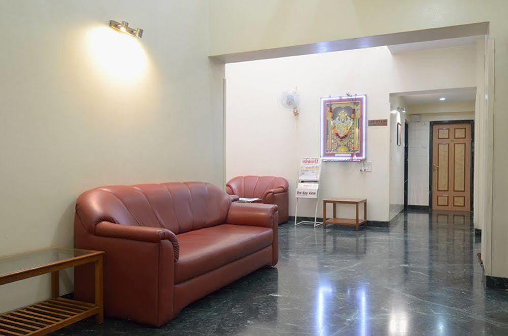Hotel Pooja International Nashik Zewnętrze zdjęcie